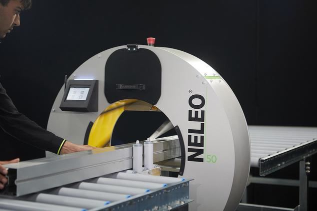Plasticband lanza la sexta generación de su máquina envolvedora Neleo®, líder en sostenibilidad y tecnología