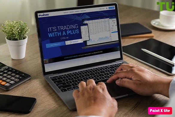 Plus500 lanza una Academia de Trading perfeccionada para operadores nuevos y experimentados