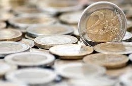 La previsión de crecimiento del PIB se eleva 3 décimas, hasta el 4,1%, pero se rebaja una décima para 2023, hasta el 0,8%