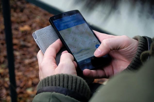 Conocer la localización de una persona con aplicaciones digitales: ¿Más ventajas que riesgos?