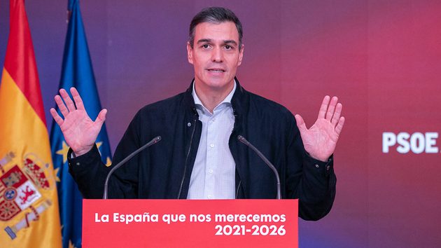 El PSOE se va fuera para urdir ilegalidades
