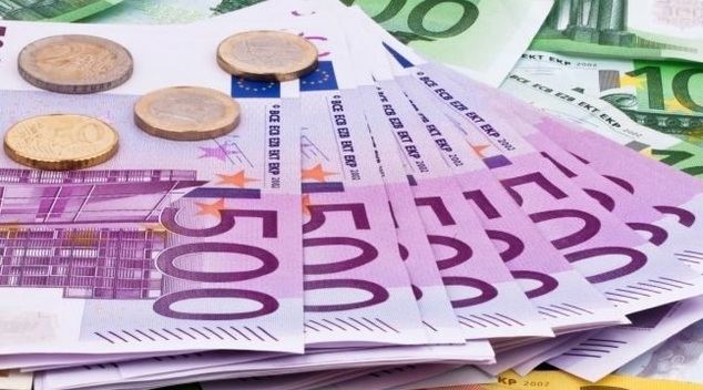 El Consejo General de Economistas rebaja su previsión de crecimiento para 2022 en 1,5 puntos, y lo sitúa en torno al 3,7% / 3,9%