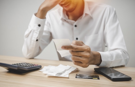 La última sentencia del Tribunal Supremo reaviva el debate en torno a la usura de los intereses de las abusivas tarjetas revolving