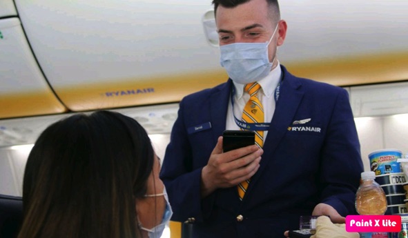 Inspección de Trabajo sanciona a Ryanair por no abonar el SMI a sus tripulantes de cabina