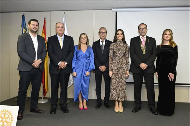 Sesderma, Fundación Vicky Foods y Junta Central Fallera galardonados en los Premios Servicio a la Comunidad