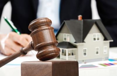 Recuperar una vivienda comprada por medio de una subasta podría tardar hasta un año y medio en caso de estar ocupada ilegalmente