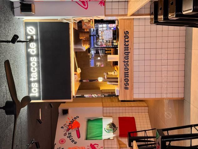 Los Tacos del 1Ø , auténtica comida mexicana 100% artesanal hecha por mexicanos