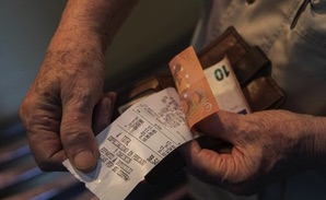 Aumenta un 3,3% la demanda de crédito para gastos diarios entre los españoles debido a la inflación