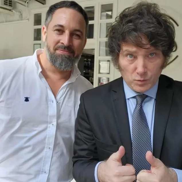 EL Mundo y el PP, enloquecidos contra VOX