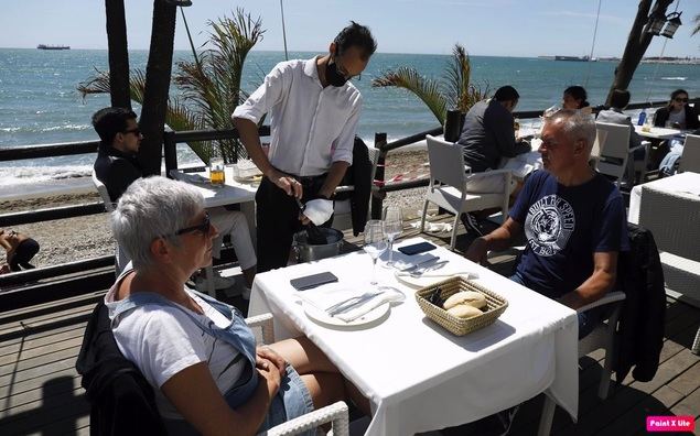 Los consumidores españoles gastarán menos esta Semana Santa que en 2022