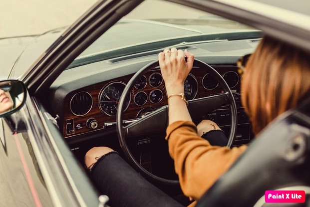 El 70% de las mujeres españolas tiene un papel proactivo y determinante en el cuidado del vehículo