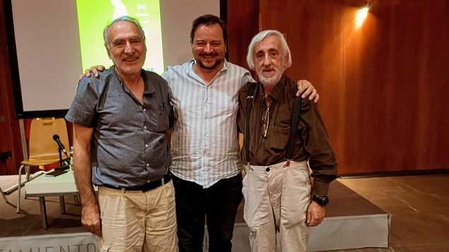 Armilla recuerda los cines de verano con la proyección y el coloquio de El último verano de Leire Apellaniz