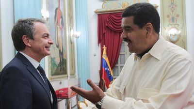 ‘Tiranos banderas’, golpes de Estado y ‘hostias’ de Junts