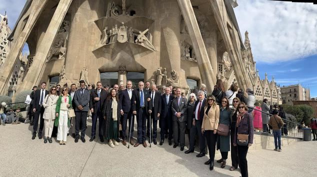 El Cuerpo Consular de Barcelona visita la Sagrada Familia