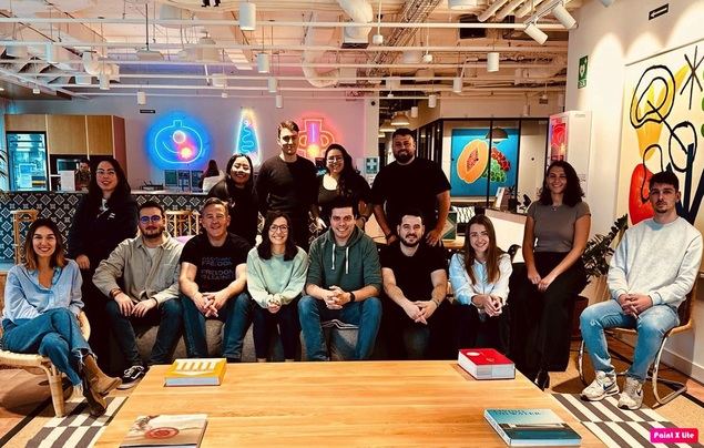 Founderz lanza un Máster Online sobre Inteligencia Artificial e Innovación en colaboración con Microsoft
