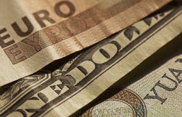 Nulidad de una multidivisa colocada por BBVA a un policía local con recuperación de un perjuicio de 54.661 euros