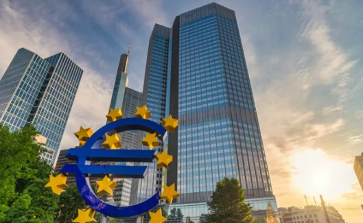 El euro se hunde mientras el BCE señala que es posible una pausa en septiembre