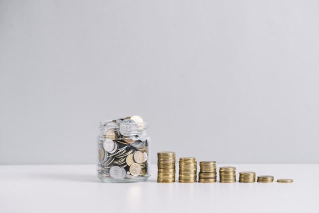 Estrategias ante la inflación: el 56% de los españoles recortará gastos no esenciales en 2025