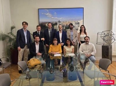 Representantes de Avalmadrid, Caixabank, cooperativa y gestora