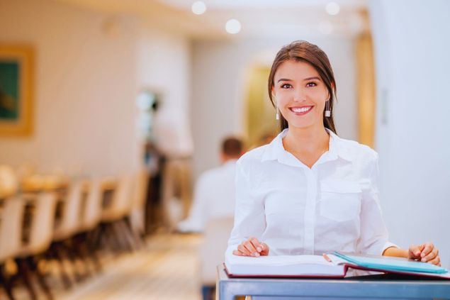 Azafatas para eventos ¿Cuáles son sus funciones y responsabilidades clave?