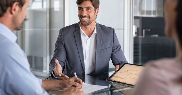 El 77 % de los españoles no piensa cambiar de banco o de hipoteca, a pesar de estar preocupados por el alza de los tipos