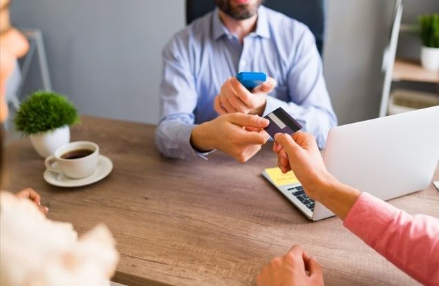 Más de la mitad de los españoles cambió de banco por comisiones injustas el año pasado