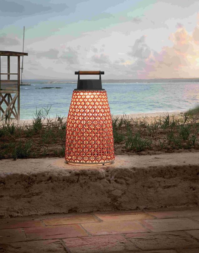 Luz portátil, el elemento sofisticado y de moda para crear ambientes con estilo