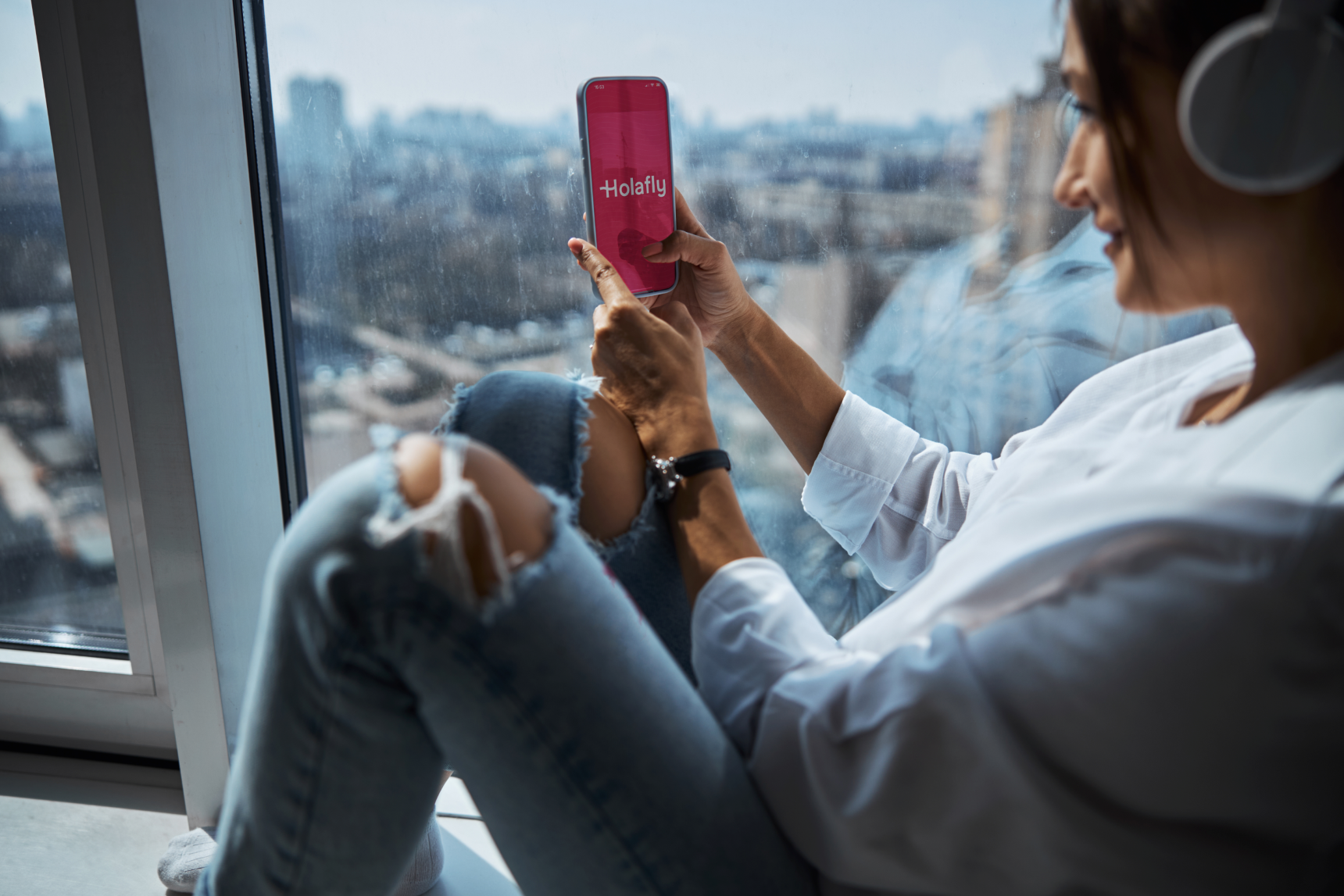 Holafly será el partner de viajes El Corte Inglés para servicios de conexión móvil en el extranjero