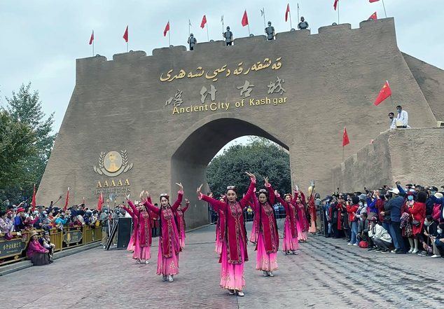 Dos importantes puertos ferroviarios de Xinjiang manejan más de 70.000 trenes de carga entre China y Europa