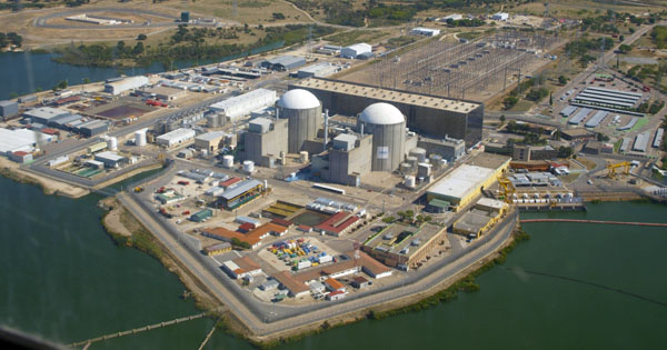 La comarca de Almaraz se manifiesta para pedir la continuidad de la central nuclear