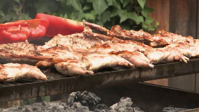 conejo a la parrilla