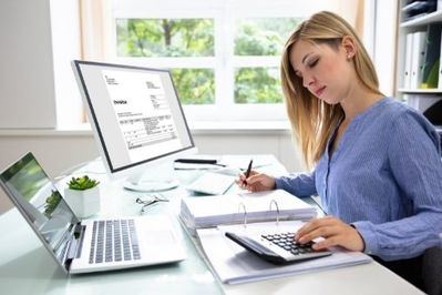Un 94% de los estudiantes formados en Contabilidad consiguen un empleo de calidad
