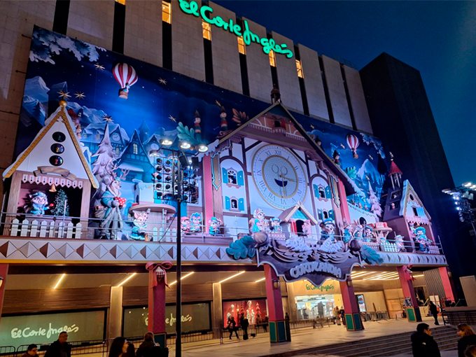 El Corte Inglés estrena “La ciudad del Tiempo”, el nuevo espectáculo de Cortylandia, en Preciados