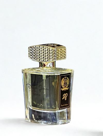 El perfumista Daniel Josier convierte “28” en una historia de amor, destino y eternidad