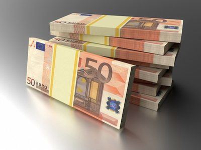 El Euro cae al valor más bajo en 20 años tras la subida de tipos de interés de Fed