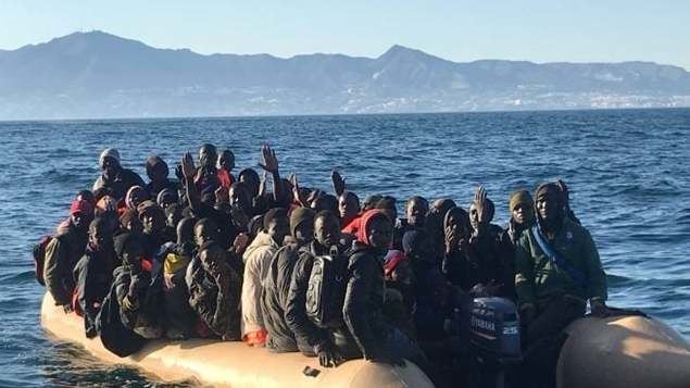 Policías de Almería ha pedido el traslado ante la avalancha de pateras: «Vamos a reventar», han afirmado ante el descontrol.