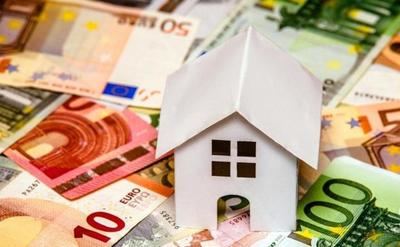 El euríbor cierra junio muy cerca del 1% y encarece las hipotecas en más de 1.100 euros al año