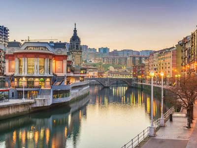Bilbao entrega los Premios 'Balioen Hiria'