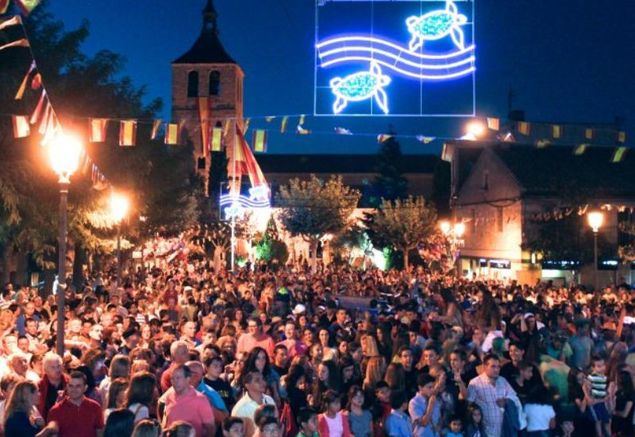 ¿Cómo disfrutar de la relación personal y desintoxicarnos del móvil para disfrutar estos días de ferias?