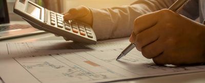 Cómo evitar pagar de más en tus préstamos y productos financieros