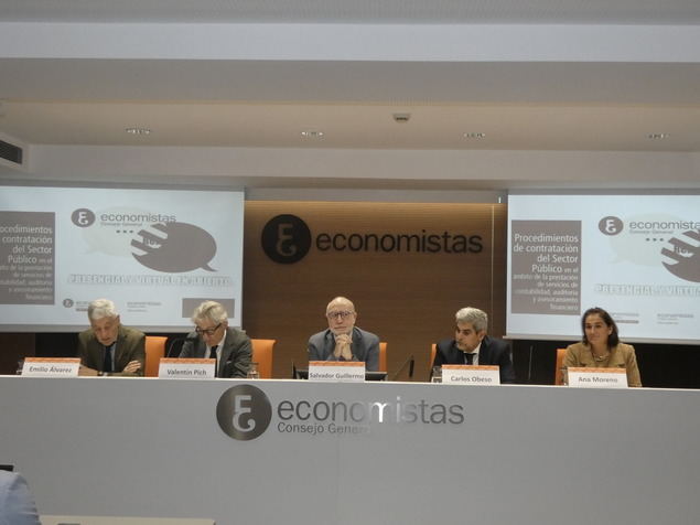El Consejo General de Economistas de España propone mejoras para una contratación pública más transparente y eficiente