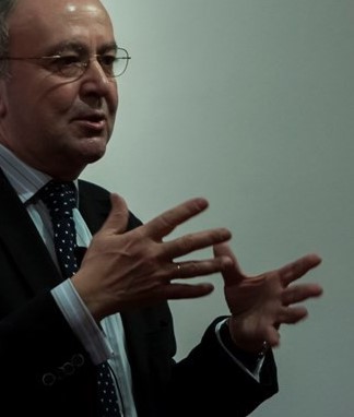 Julio García, experto en estrategias de comunicación interpersonal.