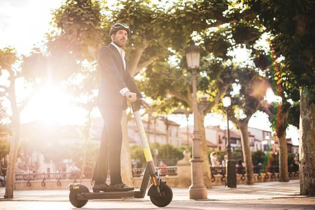 La penúltima revolución de los usuarios de patinetes eléctricos