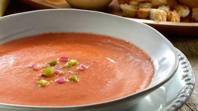 El Ancla del Lago da la bienvenida al buen tiempo con su gazpacho de primavera
