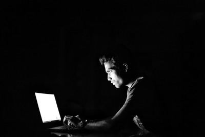 Posibles “falsos positivos” en medio centenar de móviles supuestamente espiados con Pegasus