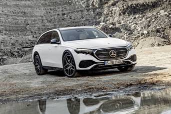 Nuevo Mercedes E All-Terrain, el vehículo todoterreno más verde, polivalente e inteligente
