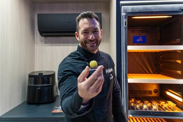 David Pallàs junto a Carol Vegas convierte el tenis en arte