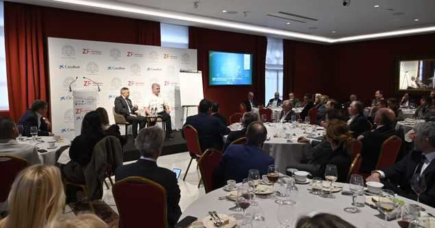 Villalonga (ex presidente Telefónica) señala la brecha energética entre China y Europa como un riesgo para el desarrollo de la inteligencia artificial