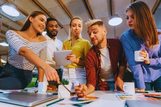 Cómo las agencias de comunicación mejoran la imagen y reputación empresarial