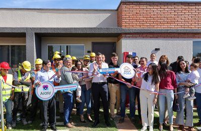 Paraguay presenta en España el programa Che RógaPorã para impulsar el acceso a vivienda con financiación preferencial